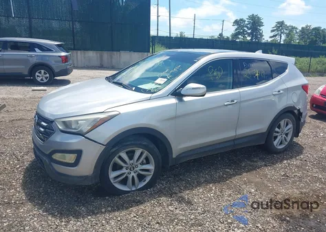 2013 Hyundai Santa Fe Sport 2.0T z USA, uszkodzony, nr VIN 5XYZW3LA8DG011520